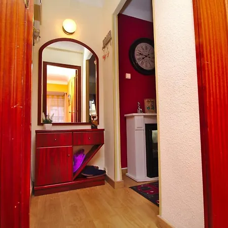 Cleopatra Apartment